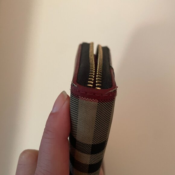 Burberry wallet, red leather and check - Picture 6 of 8